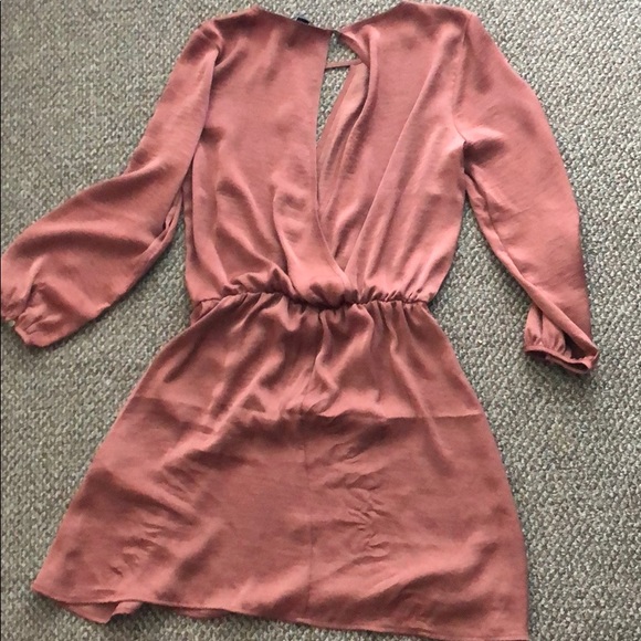 Clothes - Picture 6 of 6